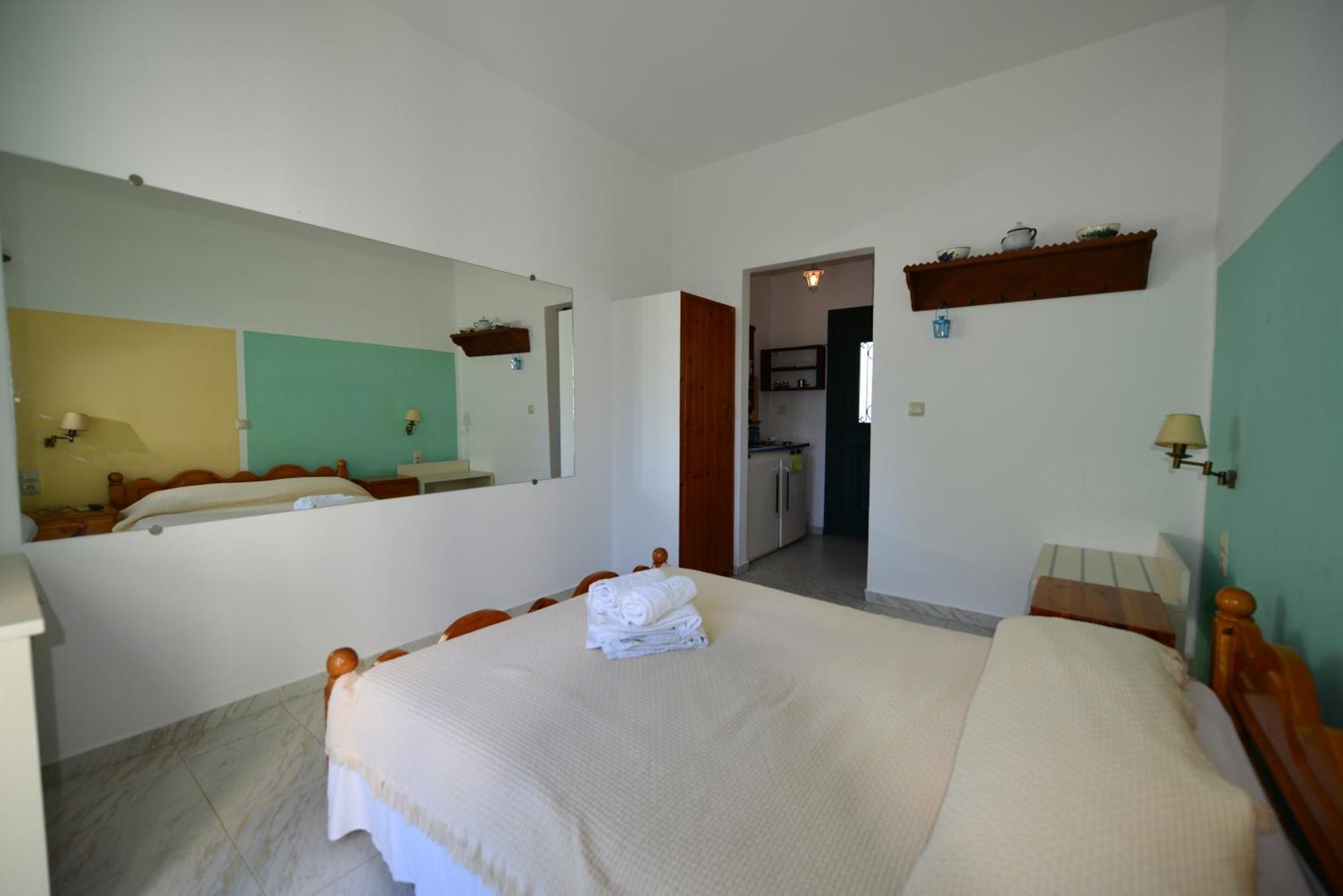 Pegasus Studios & Apartments 스키로스 외부 사진